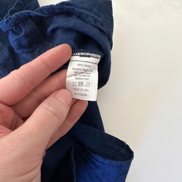 Amour Vert Tencil Denim-like Long Sleeve Blouse - Size XS - Picture 5 of 6